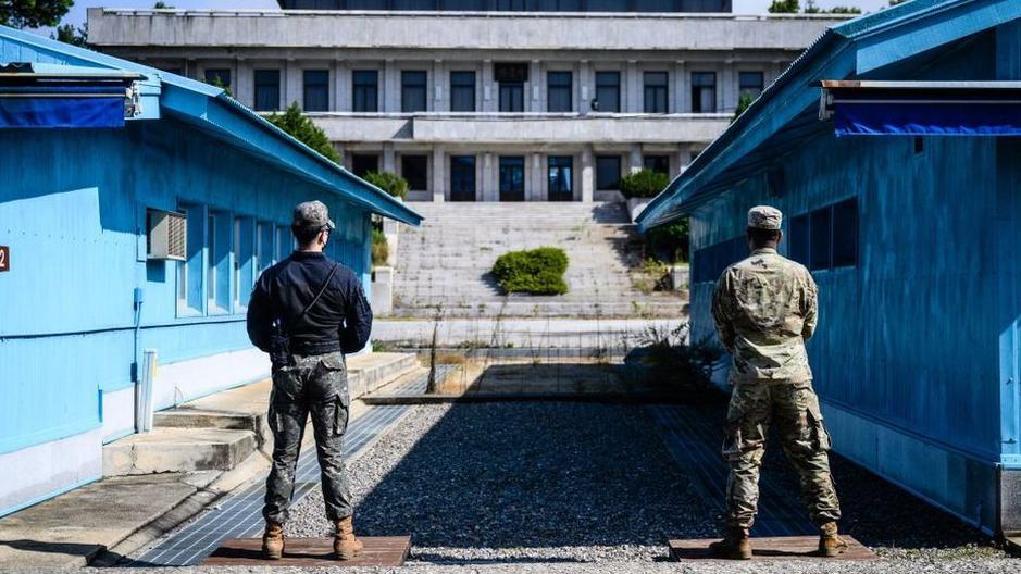 Soldados en la frontera entre las dos Coreas