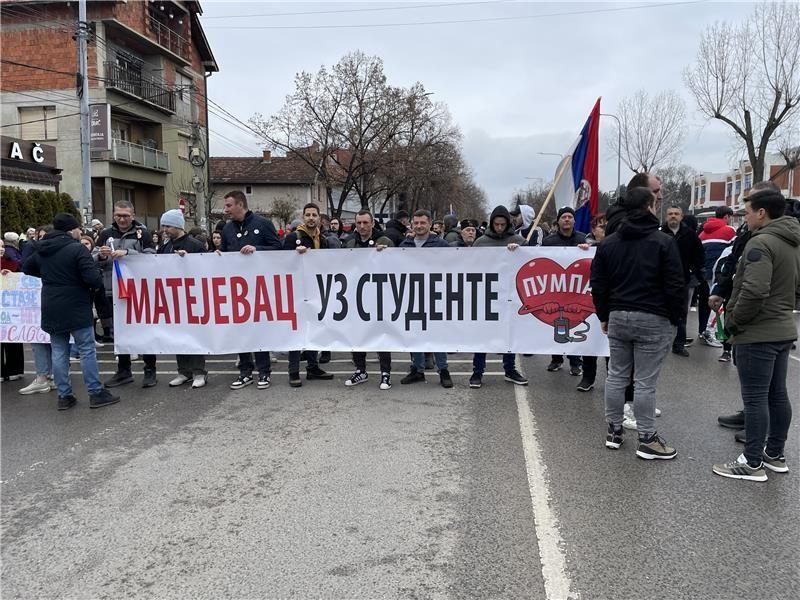 Početak protesta u Nišu