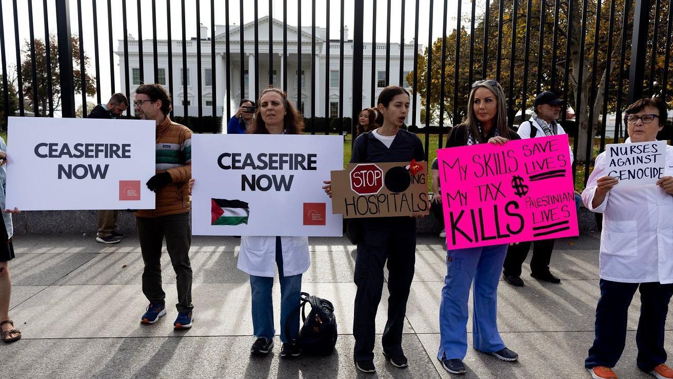وقفة في واشنطن تطالب بوقف إطلاق النار في قطاع غزة