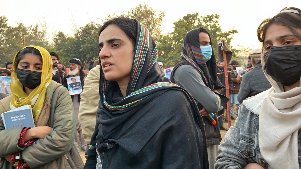ماہ رنگ بلوچ