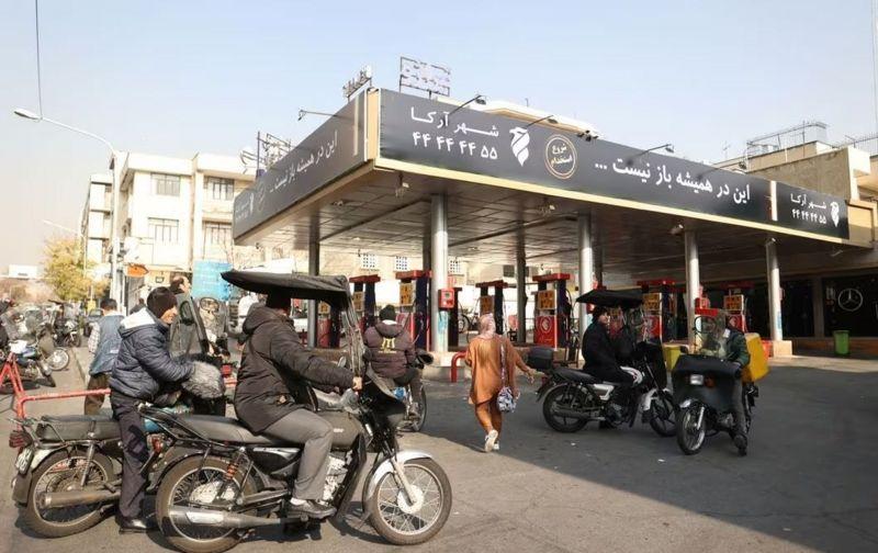ایران میں پیٹرول کی سپلائی معطل