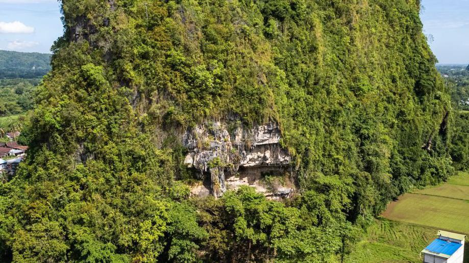 Colina Karampuang, na ilha de Sulawesi, na Indonésia