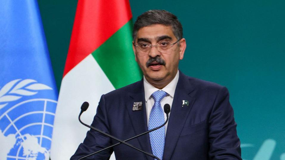 انوار الحق کاکٹر