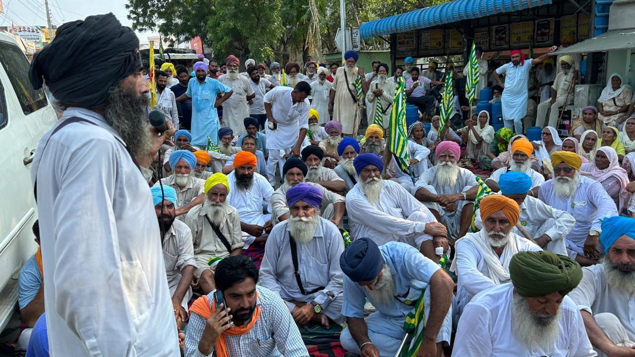 ਕਿਸਾਨਾਂ ਅਤੇ ਪੁਲਿਸ ਦੀ ਝੜੱਪ