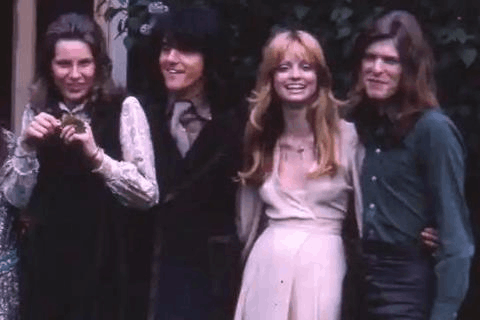 Retrato de Underwood y Bowie, junto a sus parejas, en 1971.