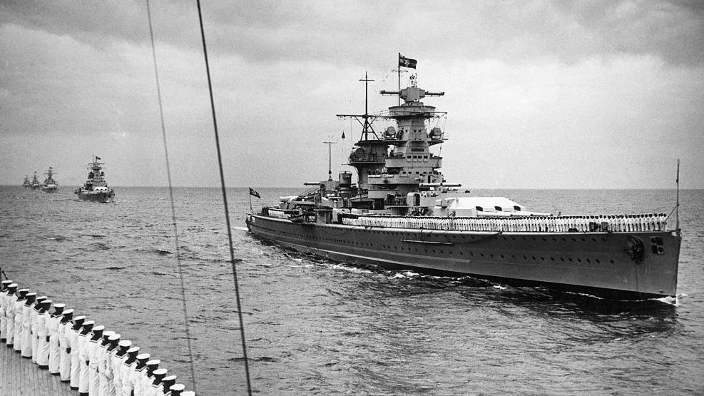 El Graf Spee en 1937 en las inmediaciones de Reino Unido