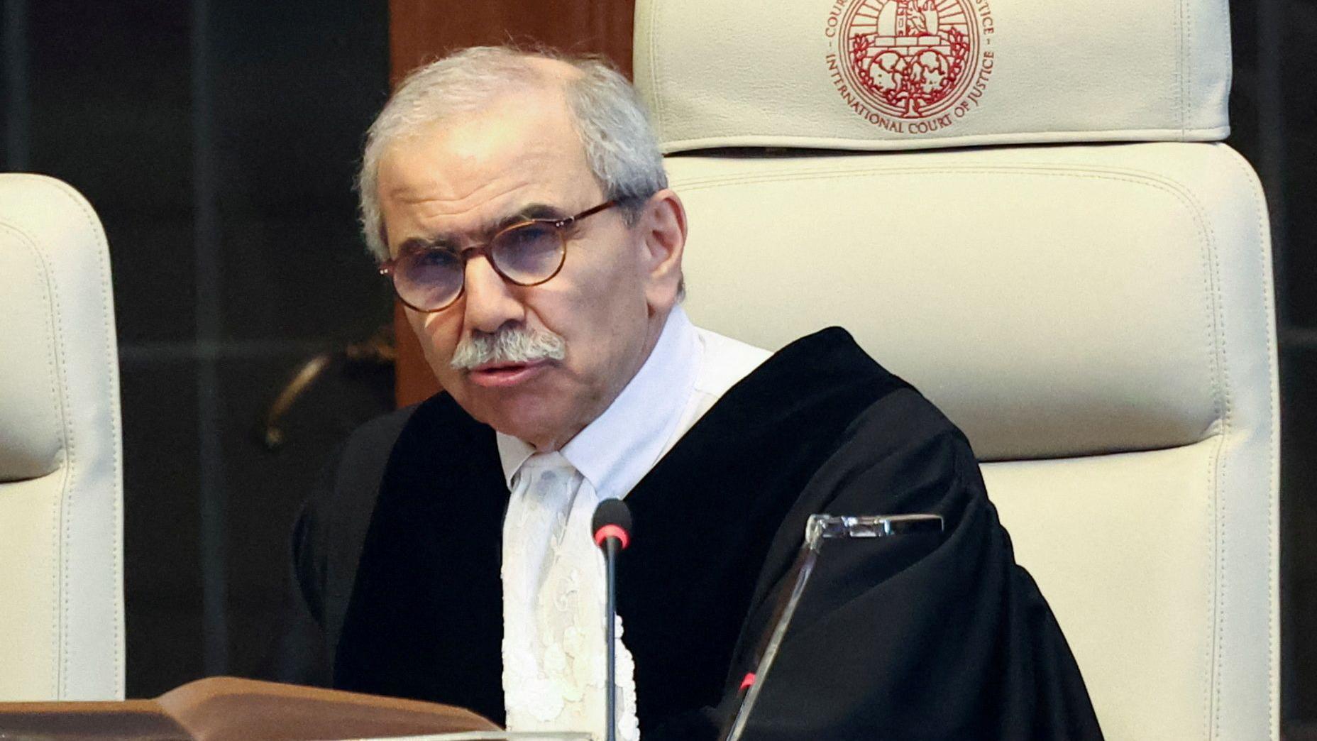 نواف سلام المكلف بتشكيل الحكومة اللبنانية الجديدة