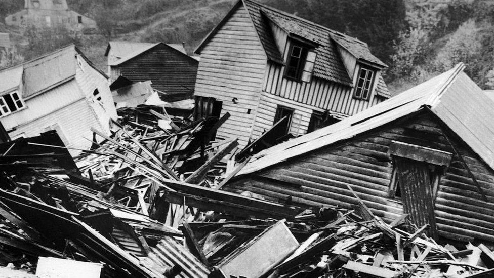 Houses destroyed in Valdivia, Chile 1960