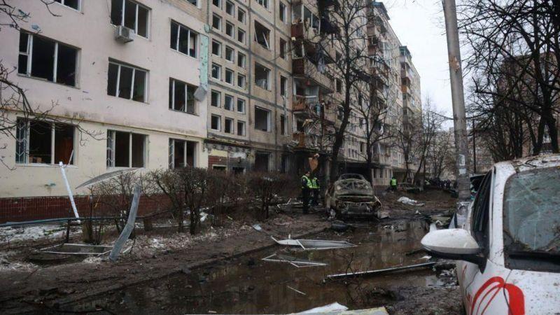 ما تزال كييف تتعرض لهجمات صاروخية وهجمات بطائرات بدون طيار مدمرة.