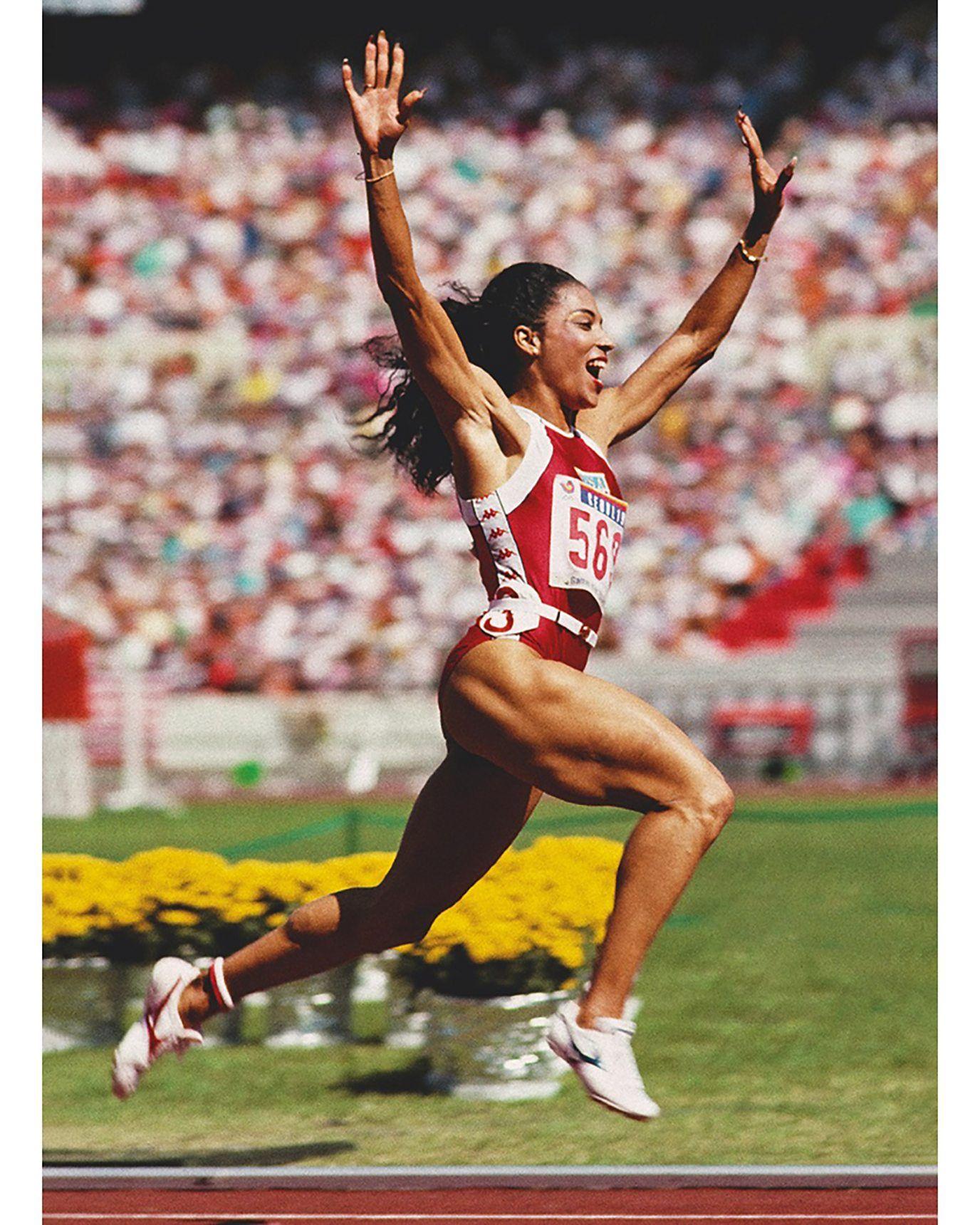 Florence Griffith-Joyner celebra en Seúl (1988)