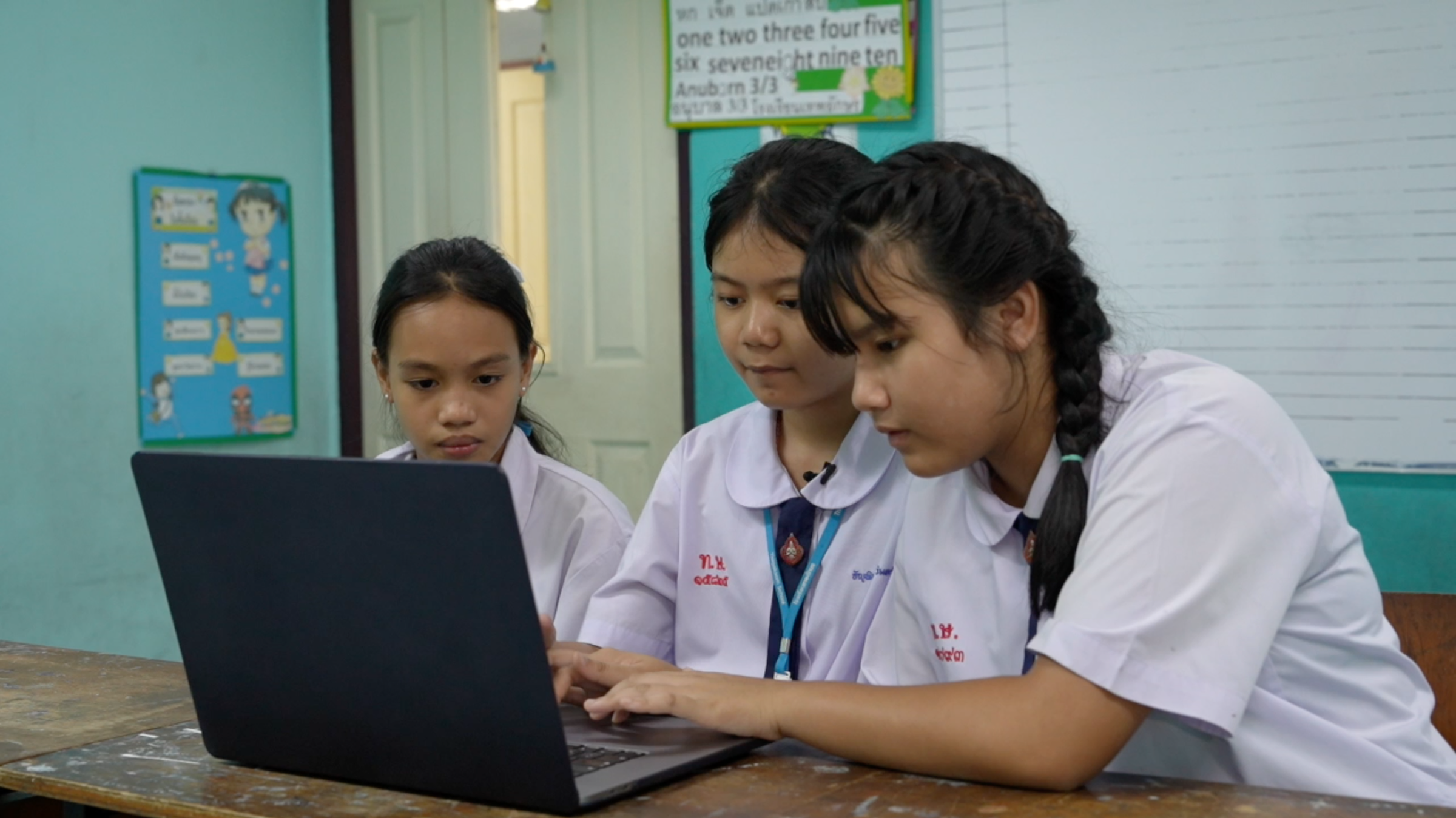 Children in Thailand watching videos with conspiracy theories on YouTube