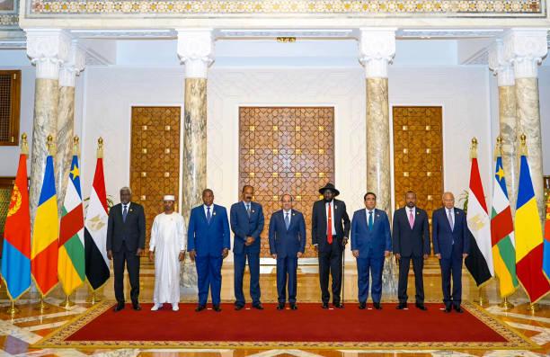 قادة دول الجوار السوداني في مؤتمر بالقاهرة