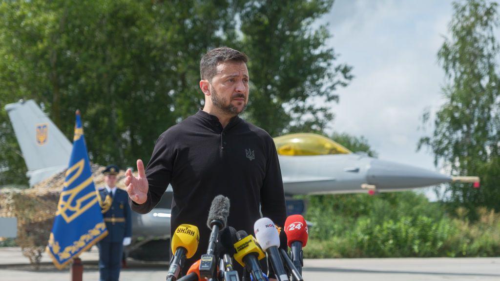 Ukraine receives first F-16 fighter jets - Zelensky