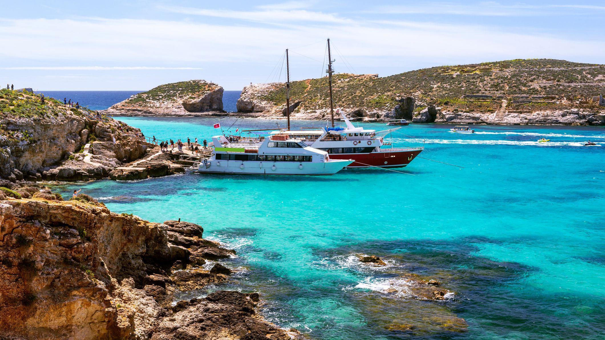 Barcos em Comino