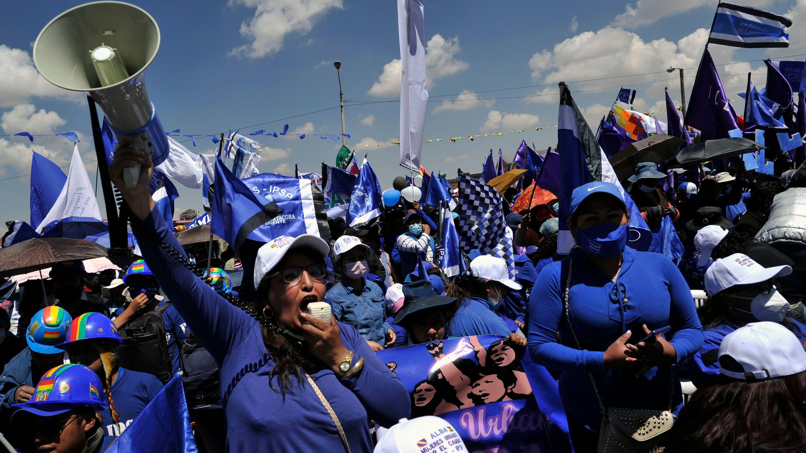 Militantes del Movimiento al Socialismo (MAS) en Bolivia. 