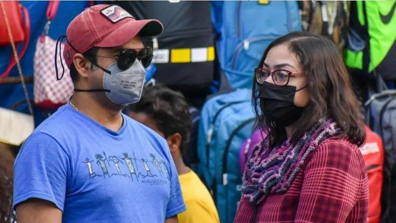 علامات میں زکام، کھانسی، گلے میں خراش اور بخاروغیرہ شامل ہے