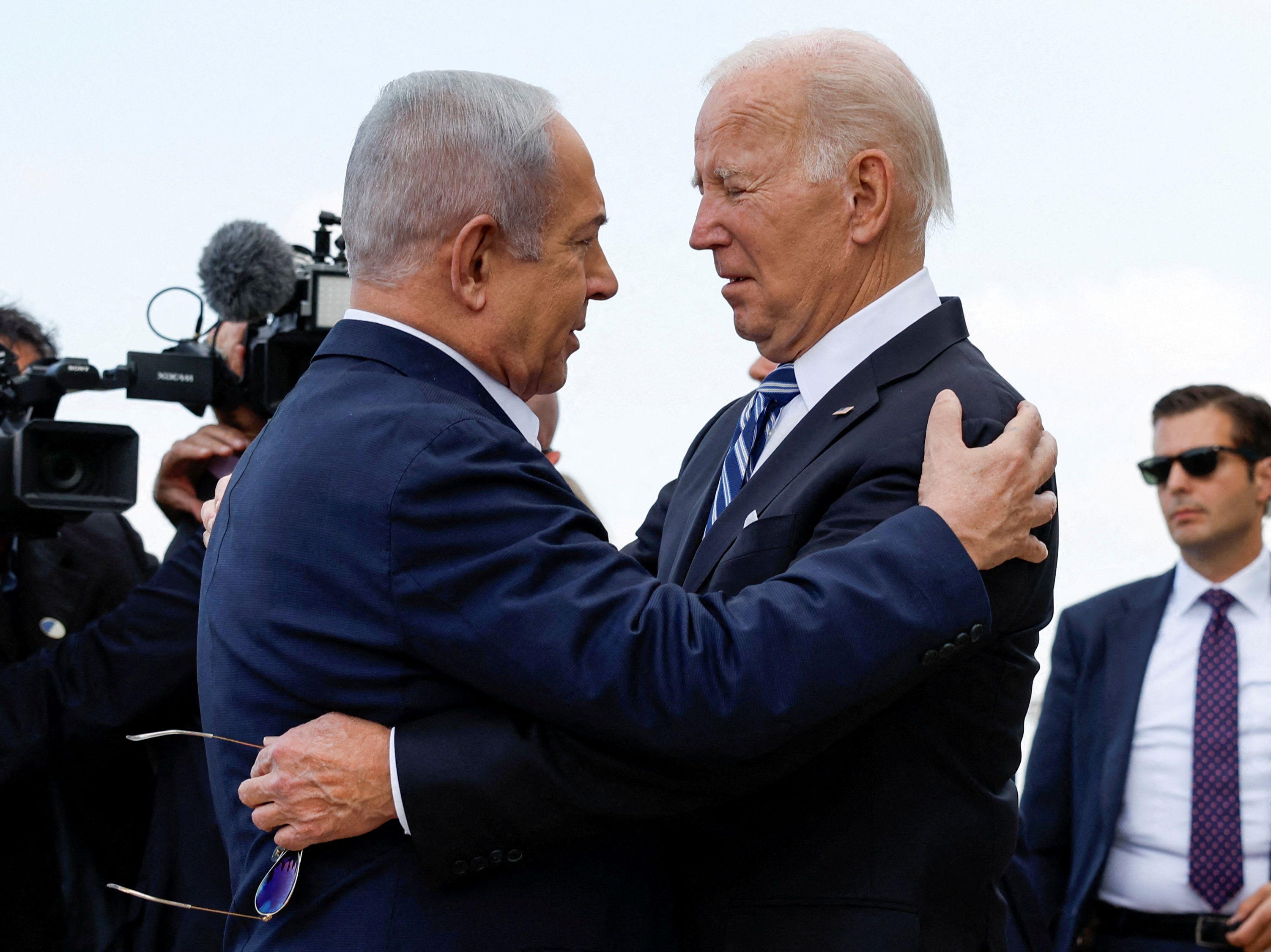 الرئيس الامريكي جو بايدن مع رئيس الوزراء الإسرائيلي