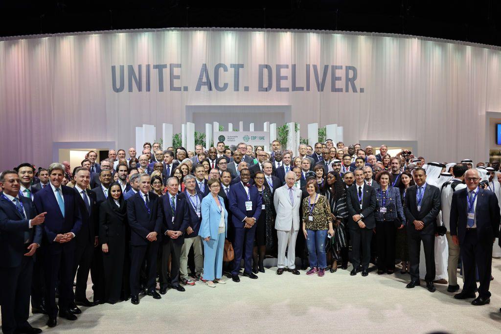 Foto de alguno de los asistentes a la COP28 que comenzó este jueves en Dubai. 
