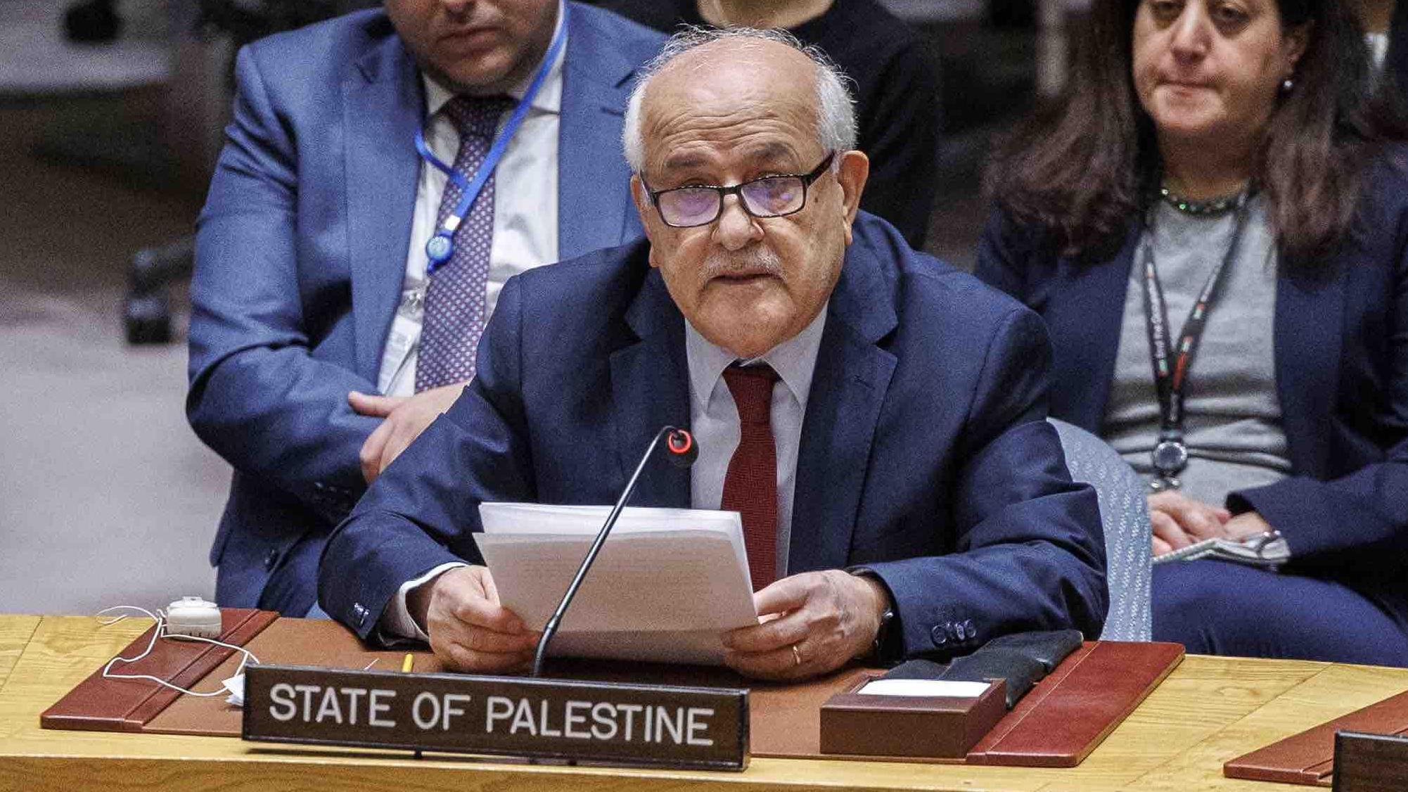 Utusan Palestina untuk PBB, Riyad Mansour, meminta Bab 7 diterapkan terhadap Israel.