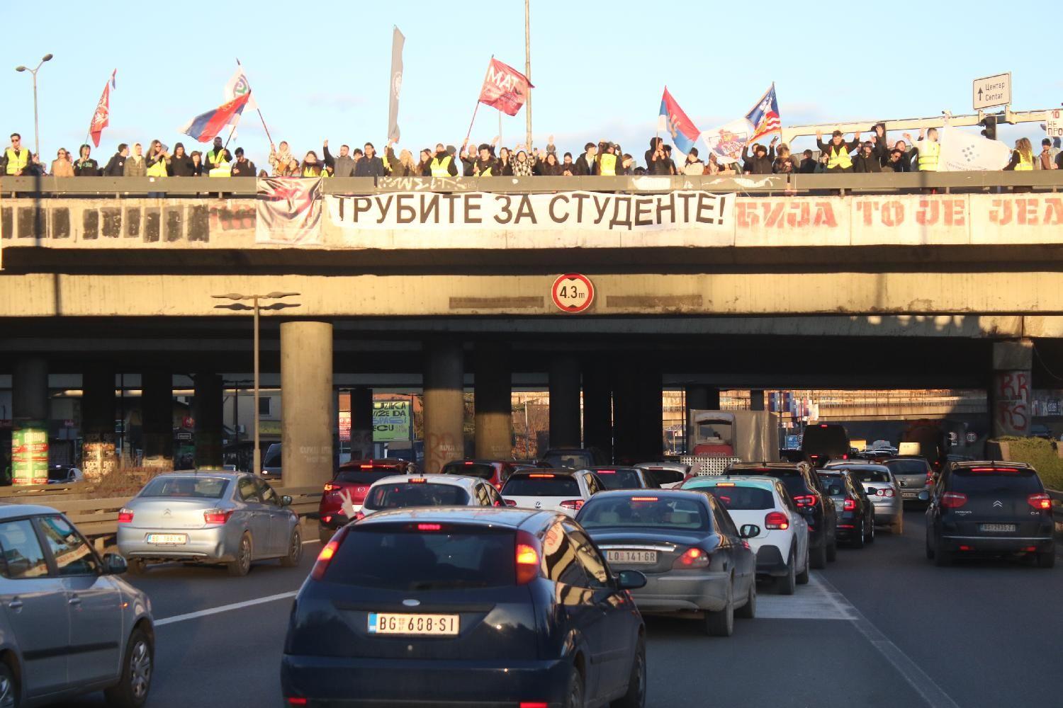 studenti, autokomanda, blokada autokomande