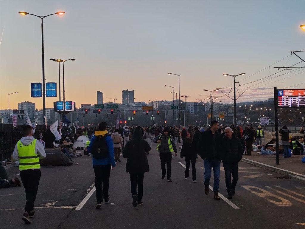 studenti, studentski protest, blokada autokomande