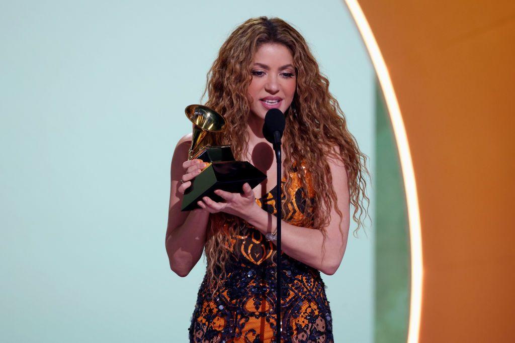 Shakira recibe el Grammy al mejor álbum pop latino  