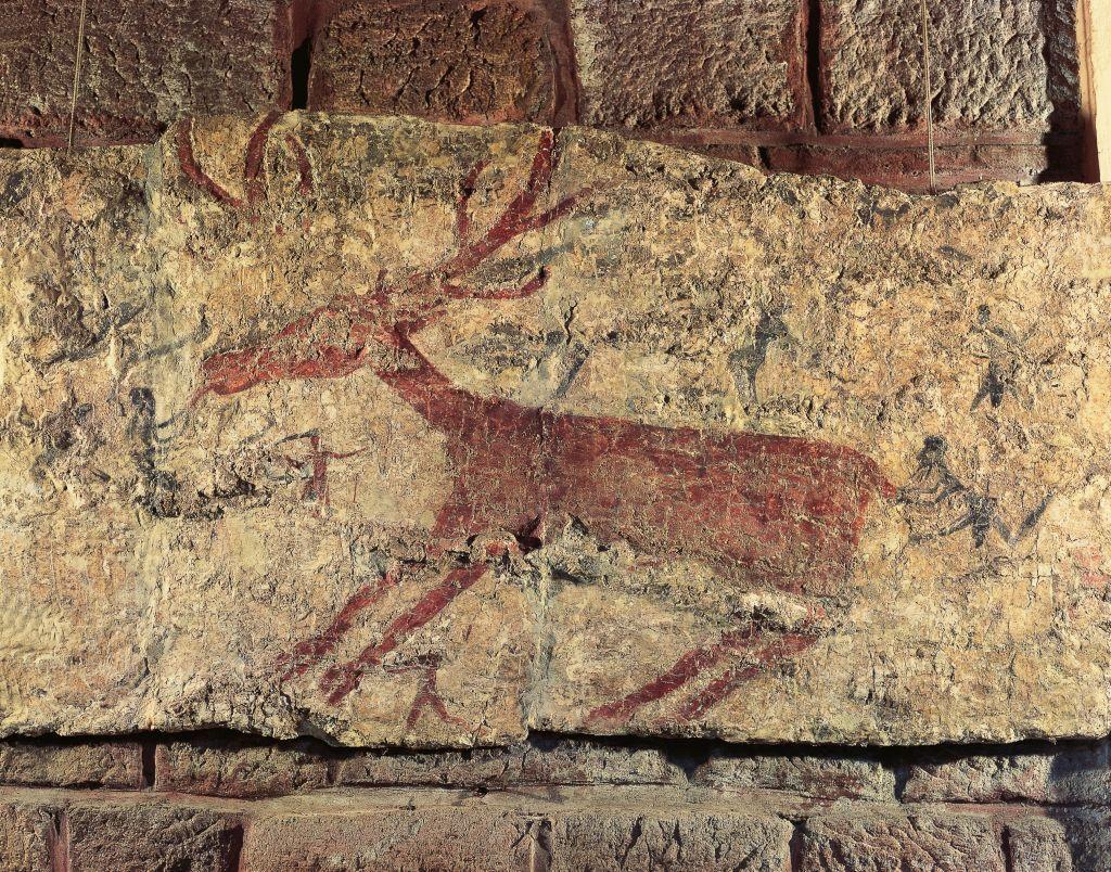 Mural que representa un ciervo