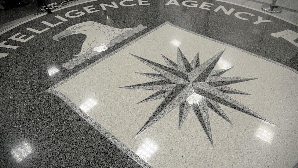 Genel merkezinde yer alan CIA logosu