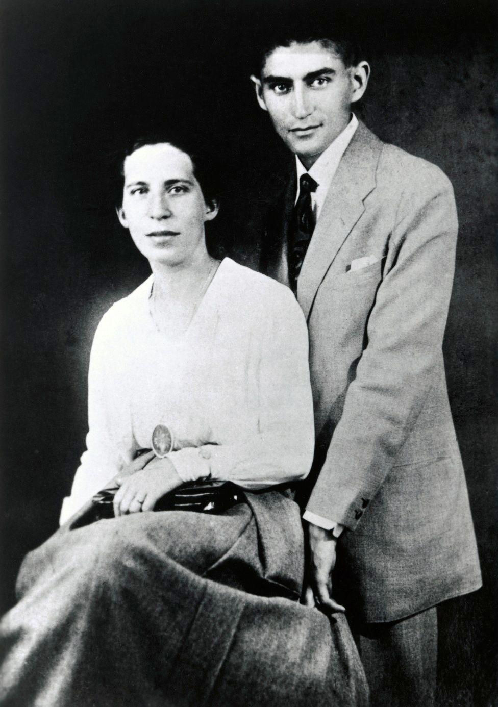 Kafka junto a Felice Bauer