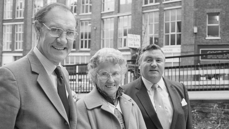 Charles Oxley, Mary Whitehouse e Geoffrey Dickens 