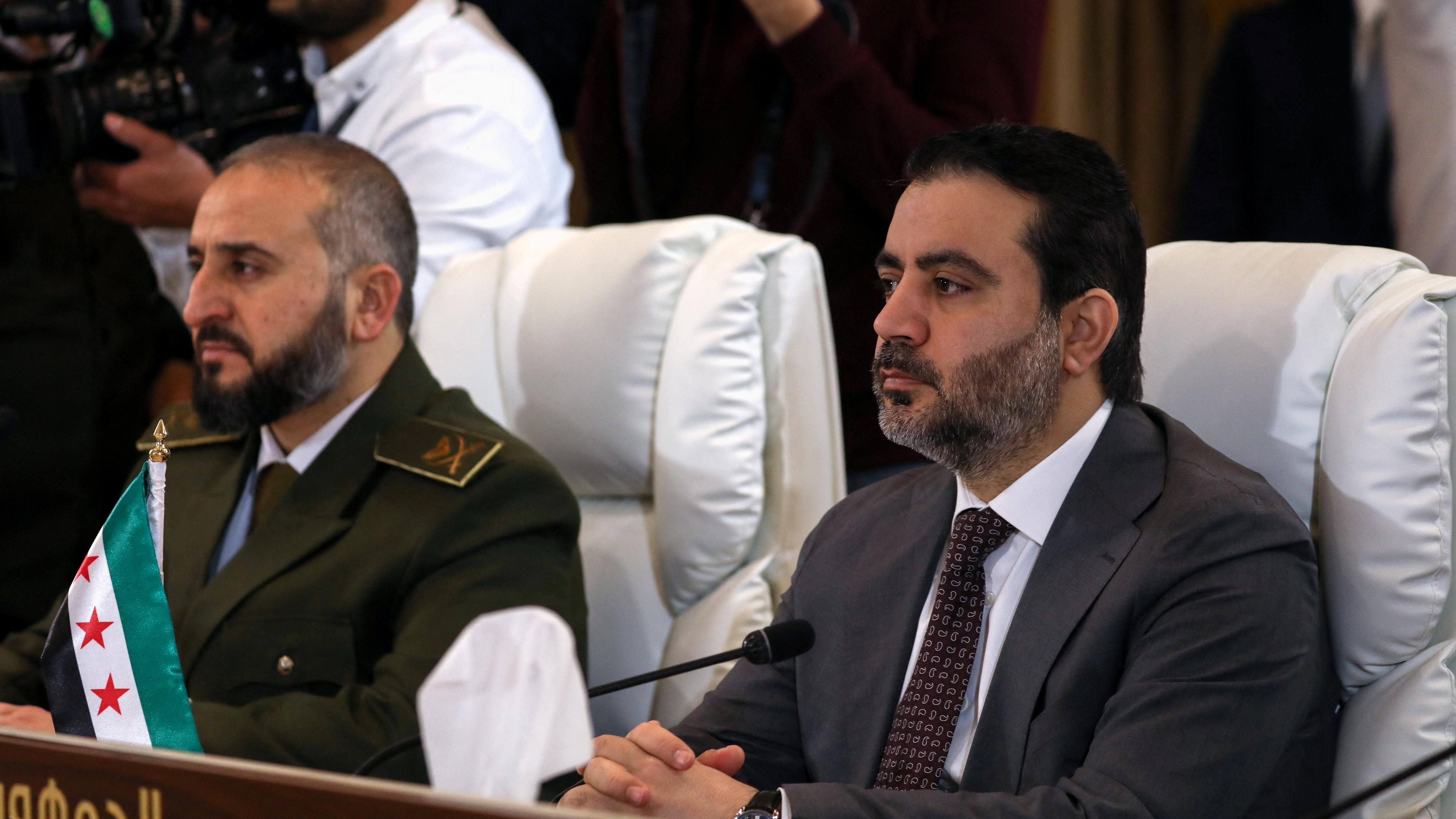صورة لوزير الخارجية في الحكومة الانتقالية السورية، أسعد الشيباني.
