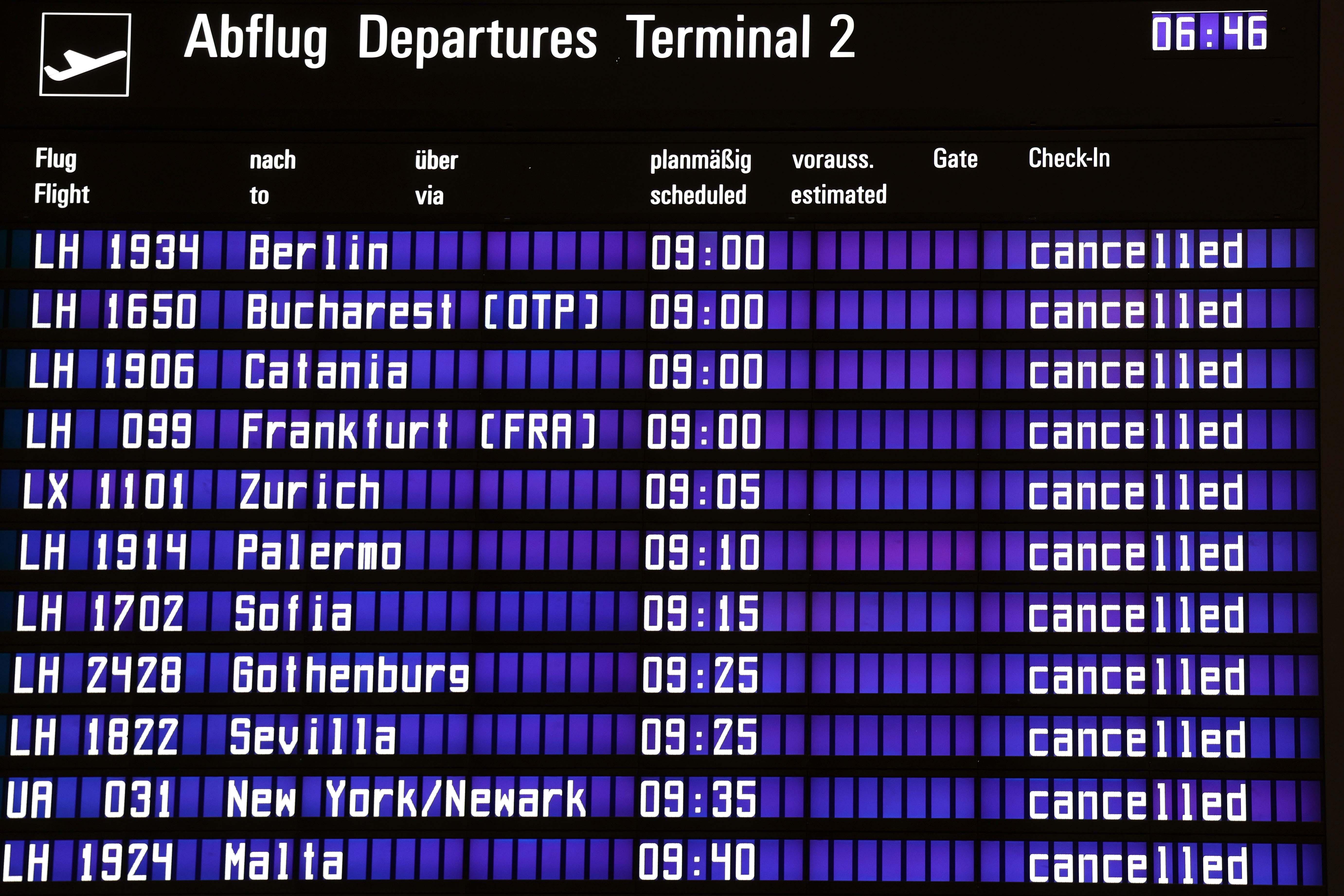 Münih havalimanında grev yüzünden iki gün boyunca uçuşlar iptal edildi