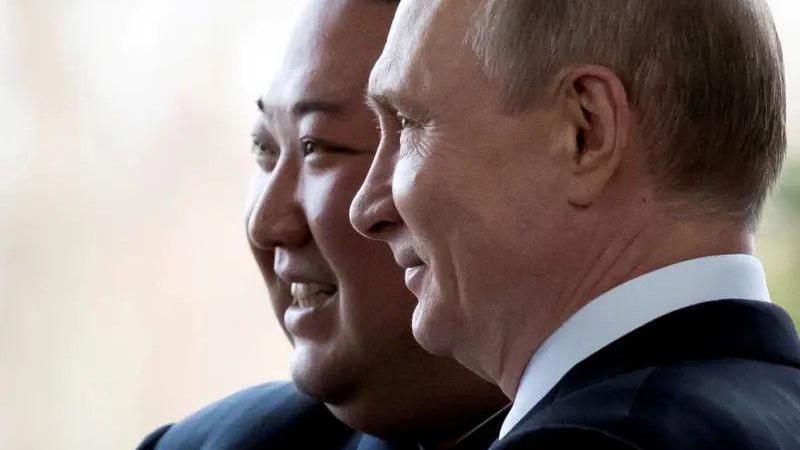 Presiden Rusia Vladimir Putin diperkirakan akan mengunjungi Korea Utara bertemu Kim Jong-un awal pekan depan.