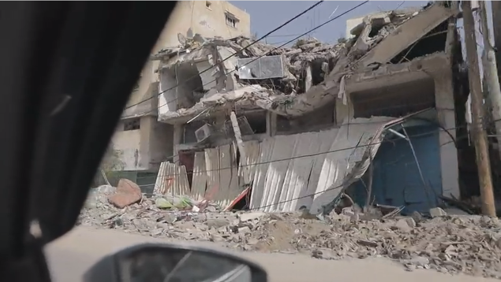 منزل مدمر في خان يونس