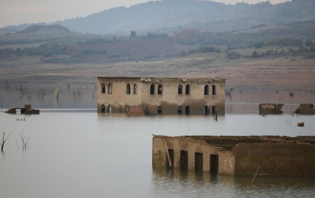 Çanakkale'deki Bakacak Barajı 
