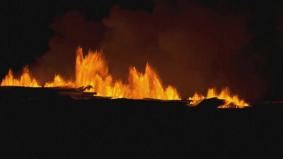 Erupción del volcán en Islandia. 