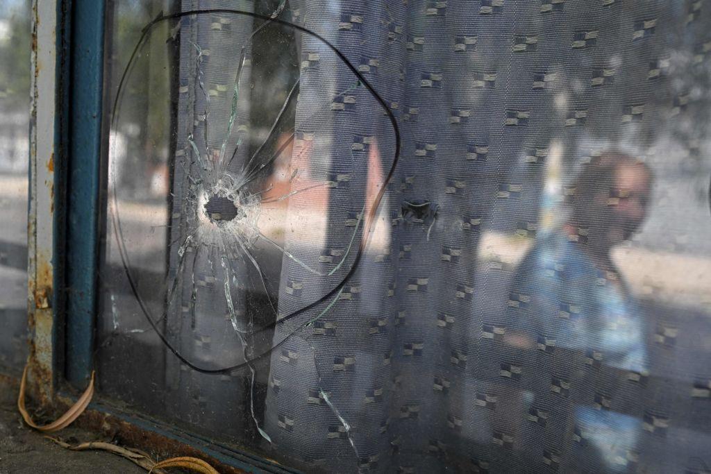 Un disparo en una ventana de una casa en el barrio de Los Pumitas, en Rosario, en marzo de 2023. 