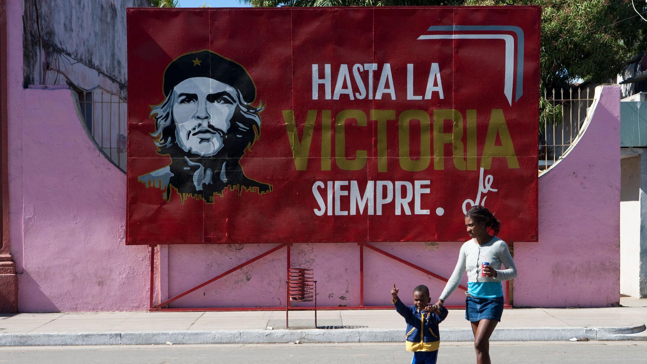 Mural com a imagem de Che Guevara em Cuba