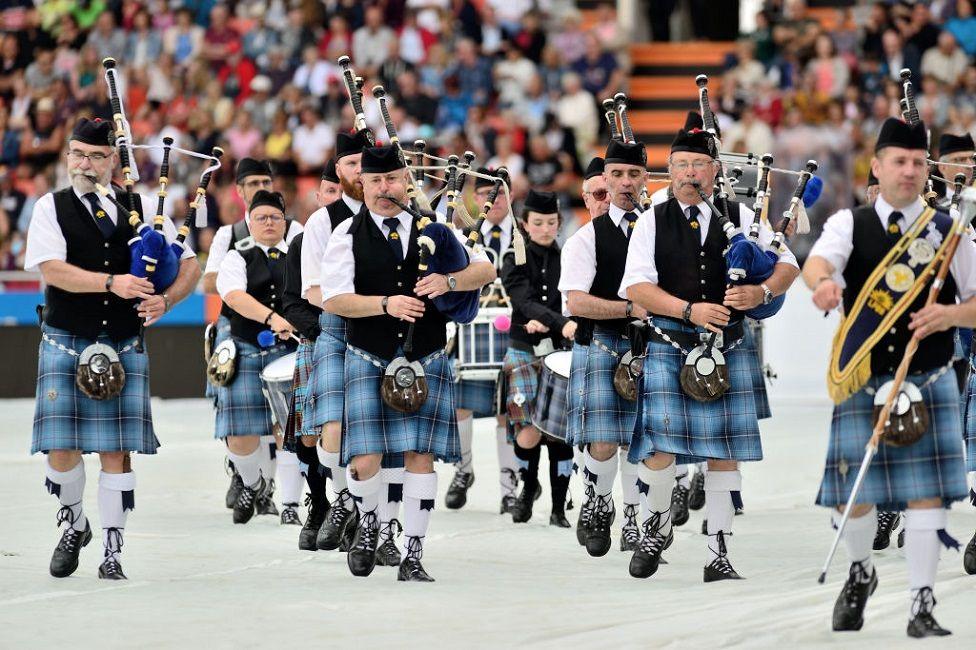 Banda de gaiteros en Escocia