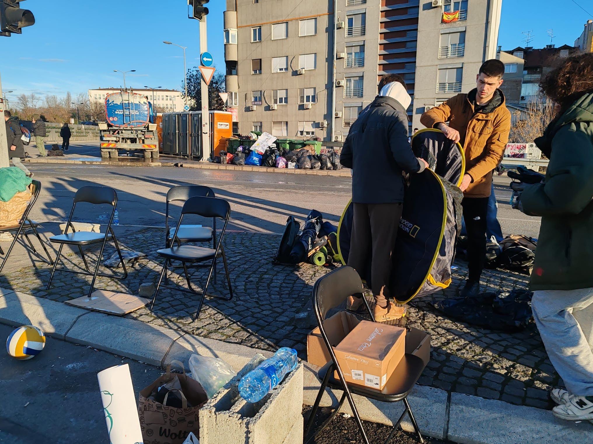 Studenti se pakuju 