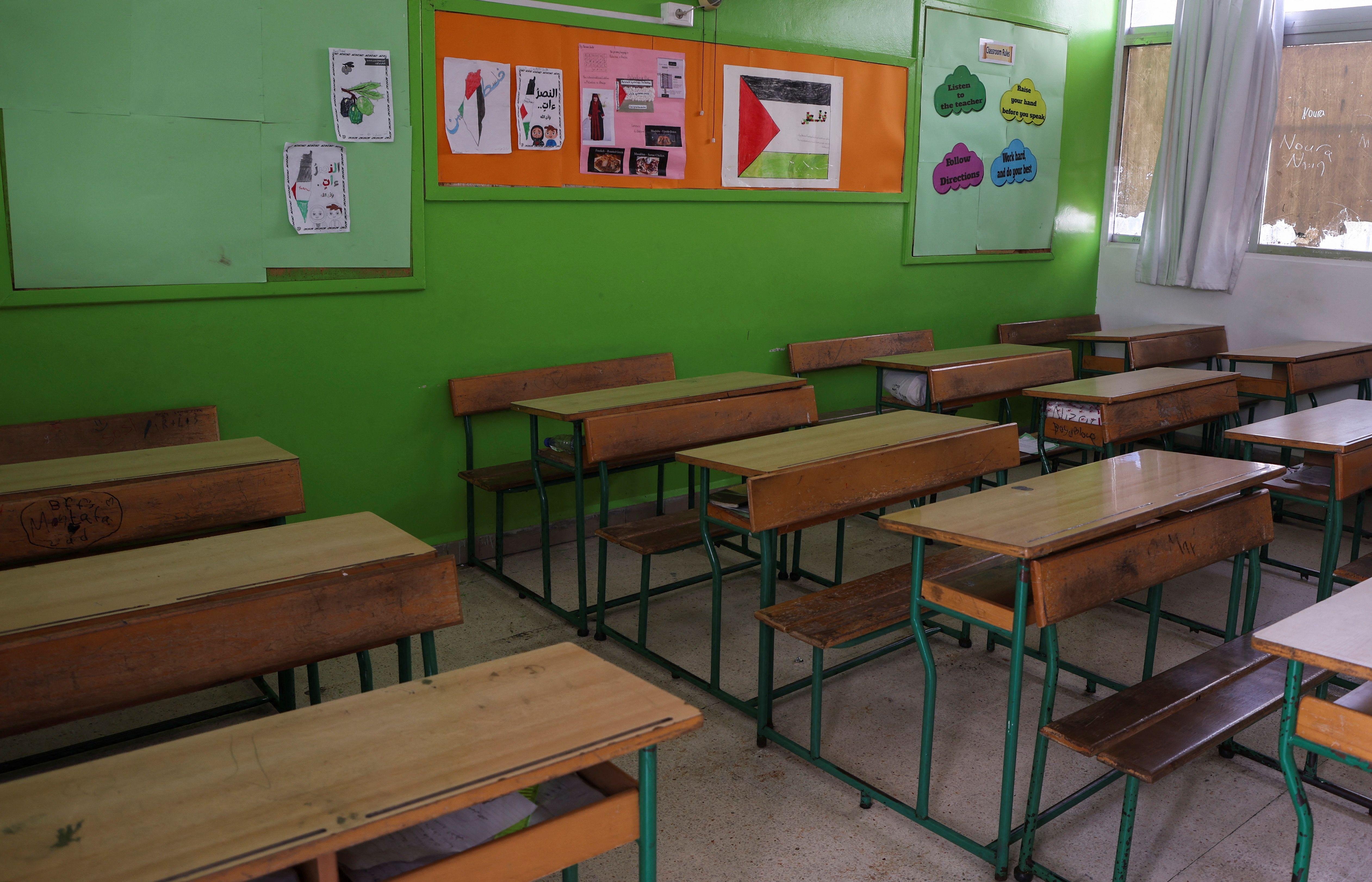 مدرسة في بيروت أغلقت أبوابها للمشاركة في الإضراب