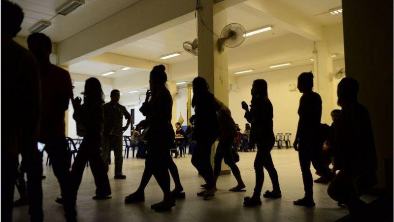 Niñas, adolescentes y mujeres son víctima de trata.