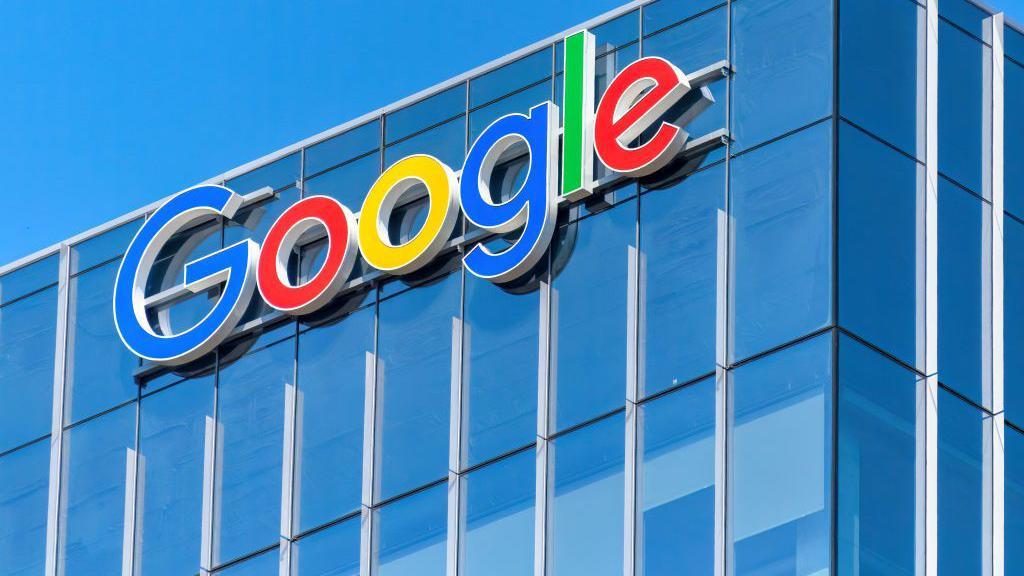 Google wins legal challenge against 1.49bn euro fine