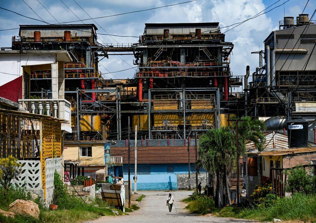 Central eléctrica en Cuba