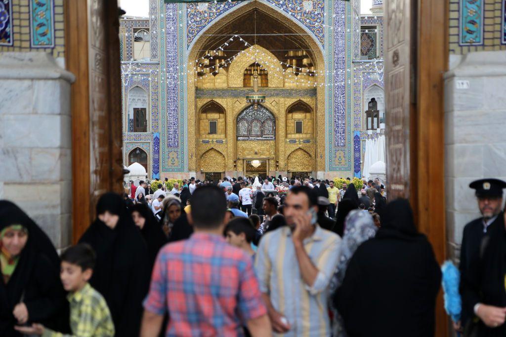 مرقد الإمام الرضا في مشهد