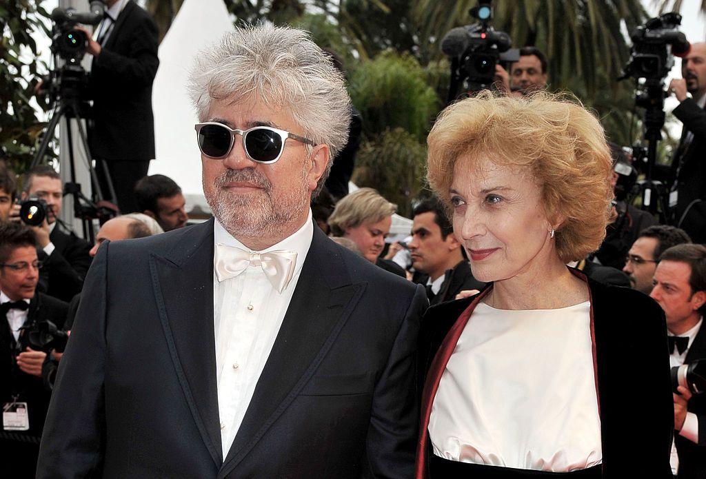 Pedro Almodóvar y Marisa Paredes en el Festival Internacional de Cine de Cannes en 2010