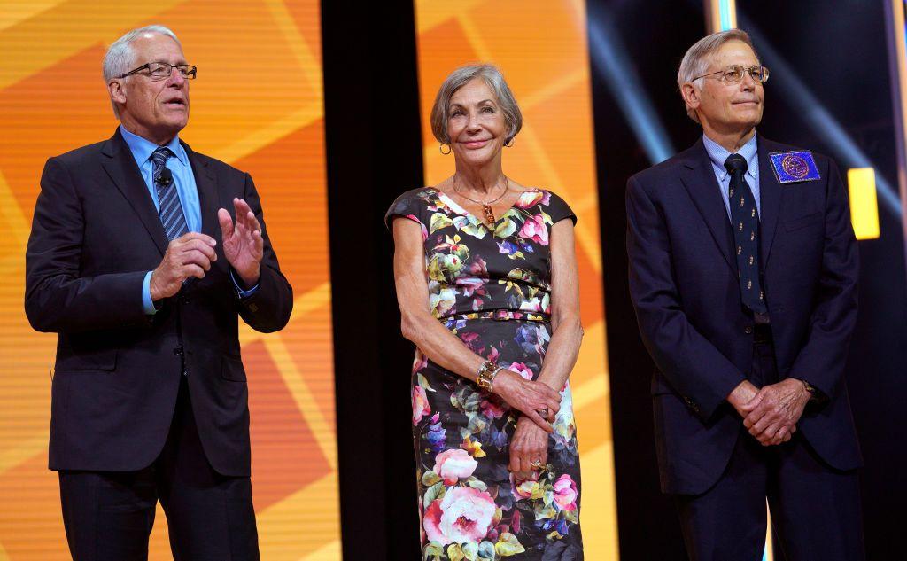 Rob, Alice y Jim Walton heredaron e hicieron la fortuna del fundador de Walmart, Sam Walton. (Foto de 2018)