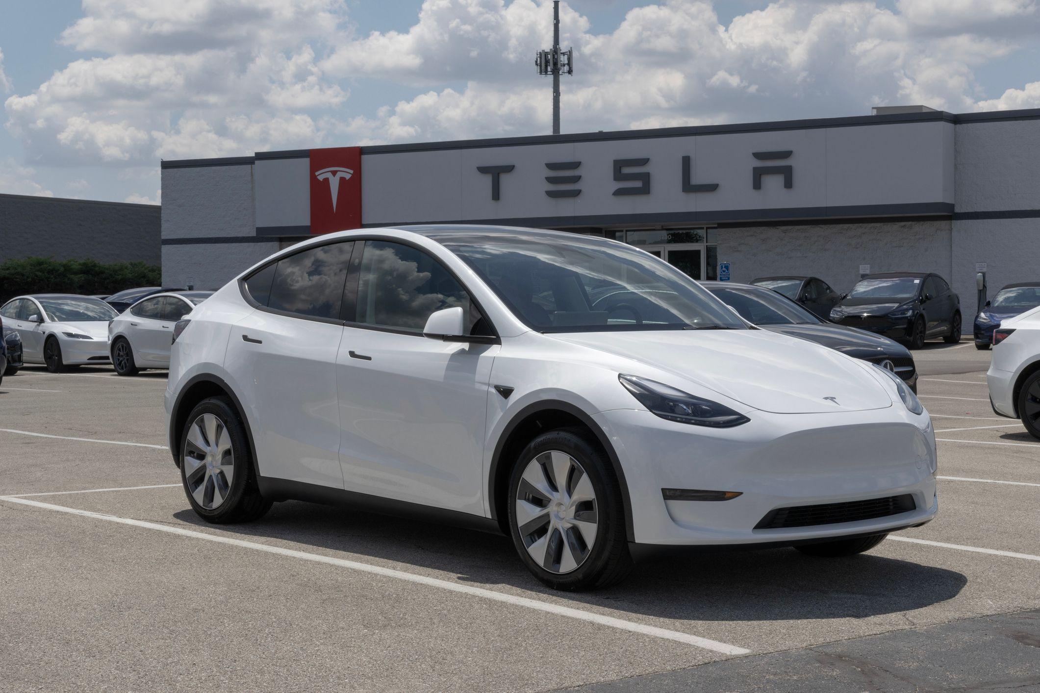 Tesla Model Y 