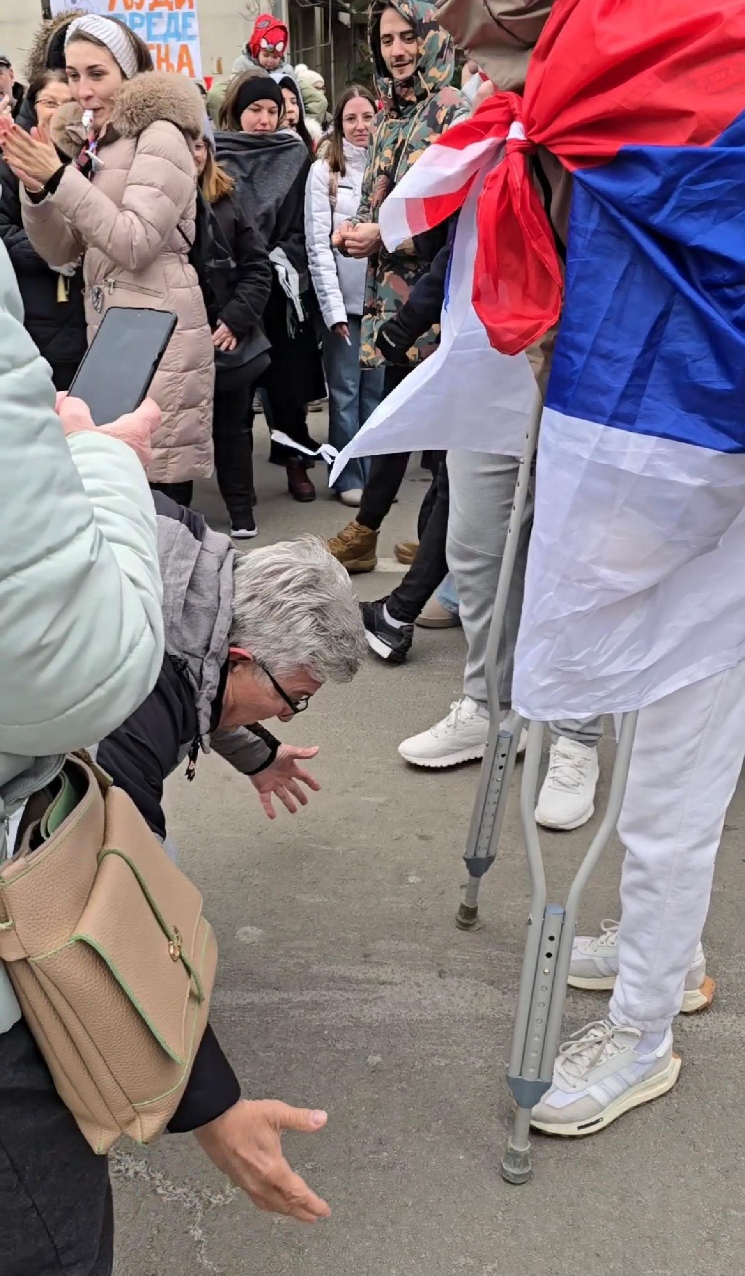 Aleksandar Jovanov, studenti, studentski protest, studentsko pešačenje, zrenjaninski studenti pešačili do Vršca