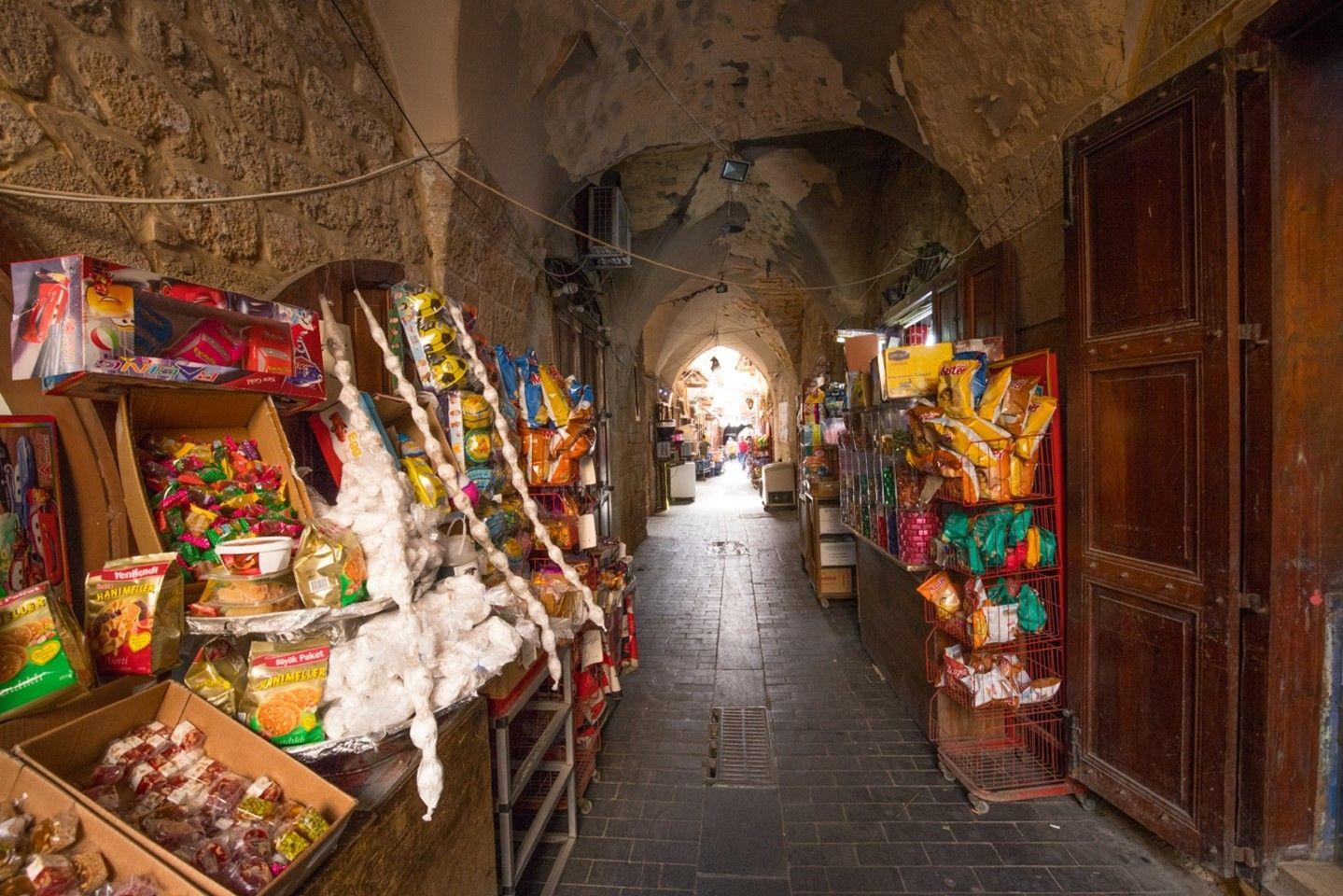 السوق التاريخية بمدينة صيدا بلبنان